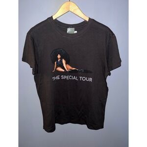 Lizzo The Special Tour 2023 Concert Graphic T-Shirt Black Medium NWT